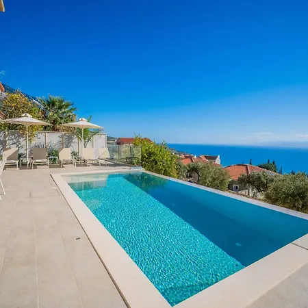 Villa Andriana Vlachata